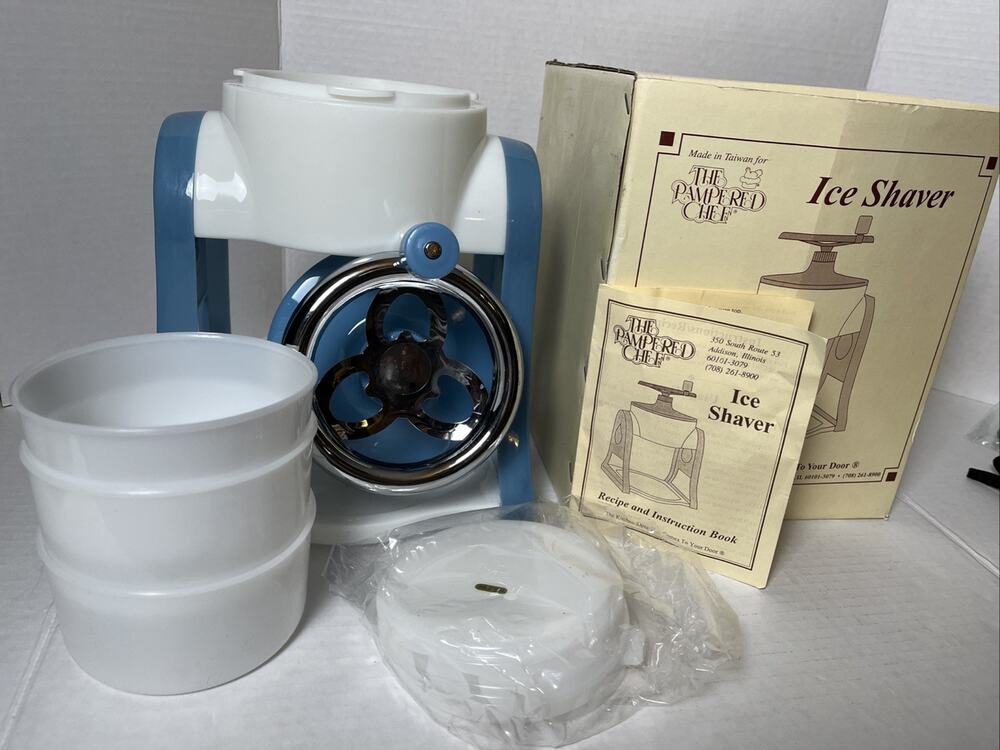 Pampered Chef ICE SHAVER 1994 Vintage Snow Cone Maker Original Box Instructions